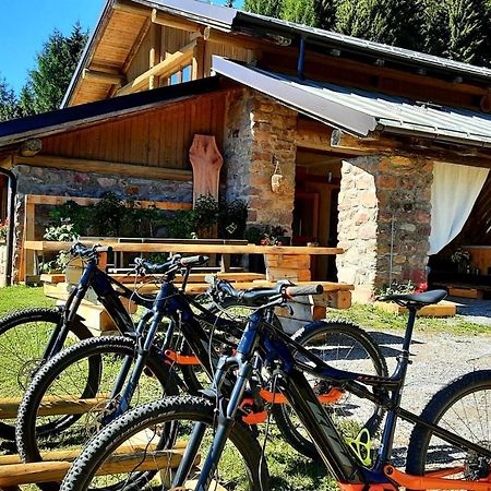 Chalet Chapeau Rar Castel Condino エクステリア 写真