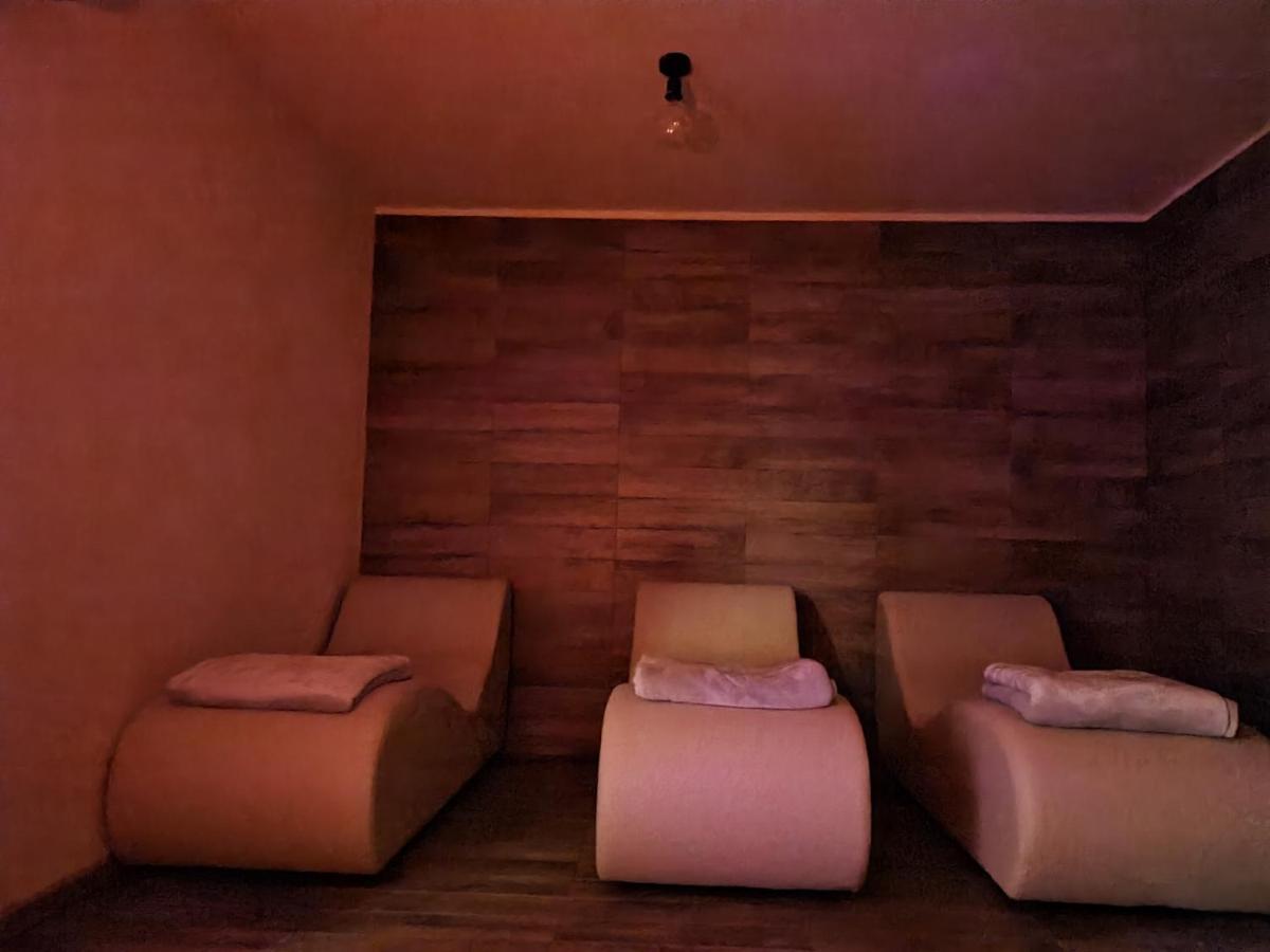 Chalet Chapeau Rar Castel Condino エクステリア 写真