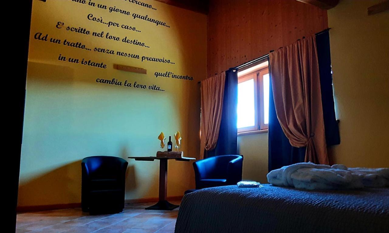 Chalet Chapeau Rar Castel Condino エクステリア 写真